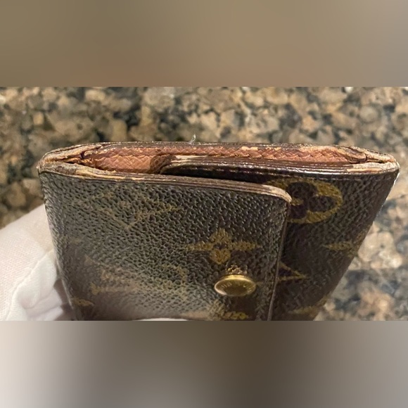 Louis Vuitton 6 key in monogram - Picture 4 of 10